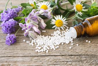 Ärzte offener für Naturheilkunde (Foto: Fotolia) Ärzte offener für Naturheilkunde