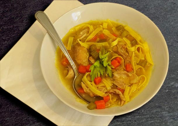 Rezept für eine Hühnersuppe Hühnersuppe Rezept
