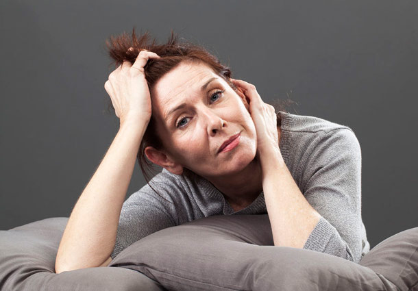 Kein Zwang, sich verändern zu müssen (Foto: 123RF/studiograndouest) Frau Wechseljahre